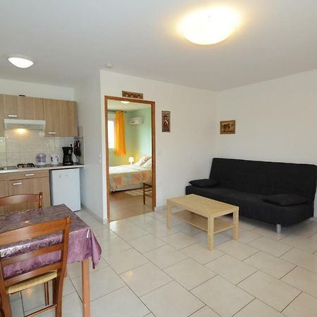 Gite Des Mesanges Haybes Exterior photo